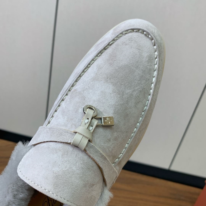 L0r0 P1ana loafers